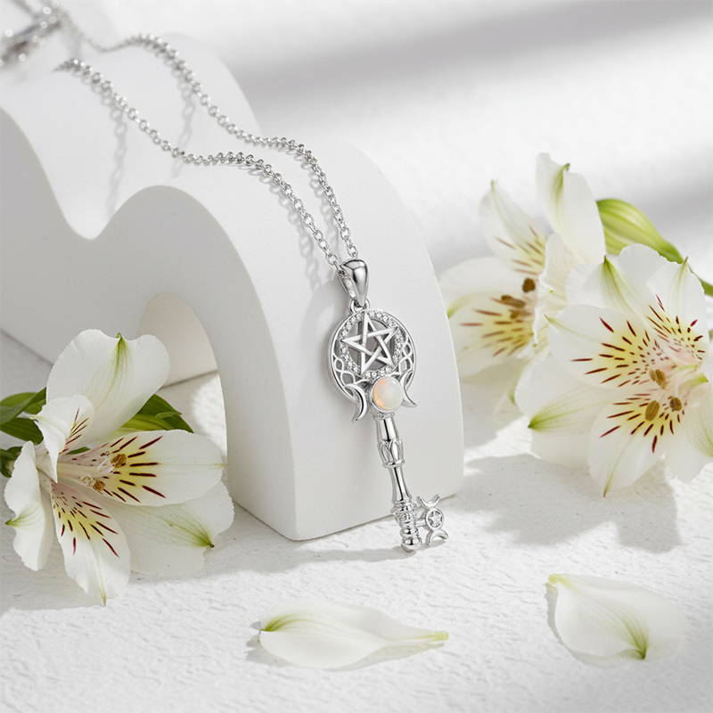🔮 Leuchtende Opal-Schlüssel-Halskette – Zarter Glanz, elegant & leicht – Perfekte Geschenkidee für besondere Momente ✨