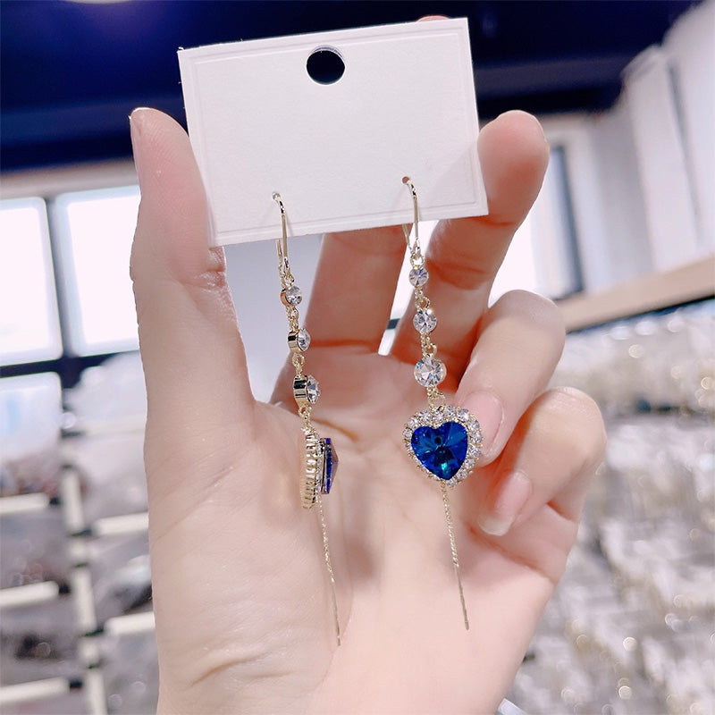 🛍️ 50 % Rabatt – Zarte Herz-Ohrringe mit blauem Kristall – filigraner Verlauf, edler Look & elegant – für den stilvollen Auftritt 💙