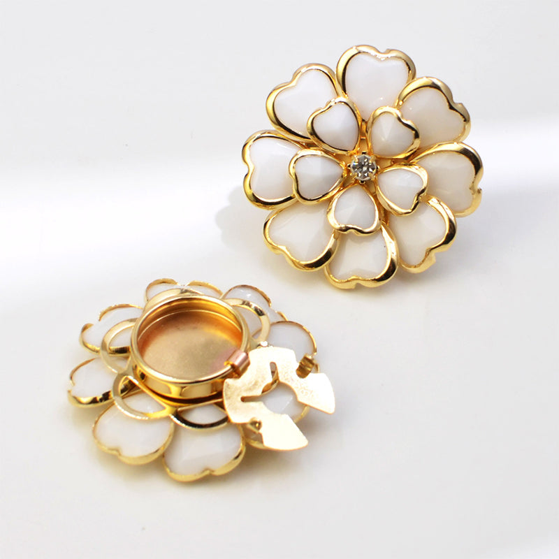 🌷60% RABATT✨Zweiteiliges Schmuckset: Manschettenknöpfe & Brosche mit Rhinestone-Blütendesign ✨🌷 Vielseitig tragbar – Für festliche Anlässe & elegante Alltagsakzente