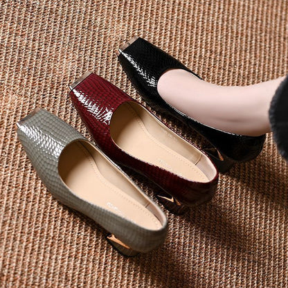 👠 Damen-Pumps mit Schlangenmuster und Blockabsatz – Quadratische Zehenpartie, Metallakzente & ganztägiger Tragekomfort ✨