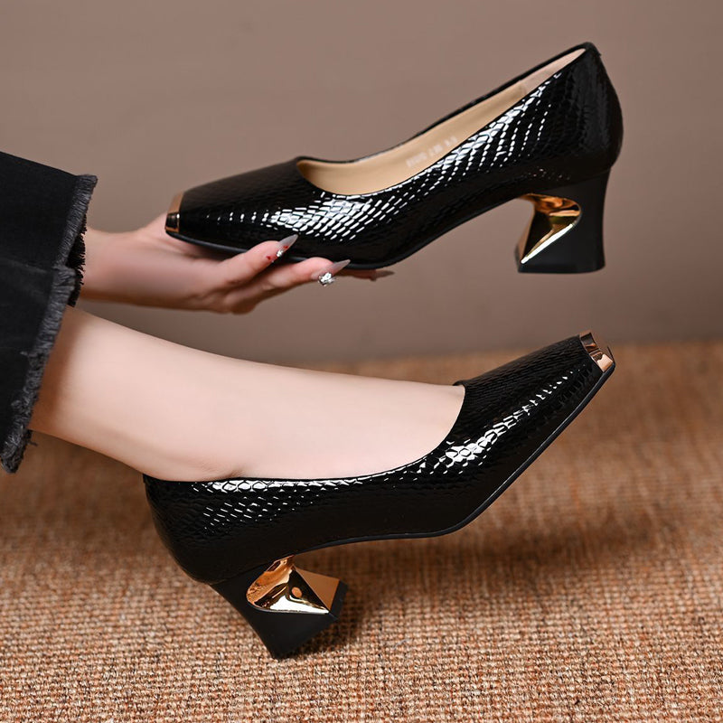 👠 Damen-Pumps mit Schlangenmuster und Blockabsatz – Quadratische Zehenpartie, Metallakzente & ganztägiger Tragekomfort ✨