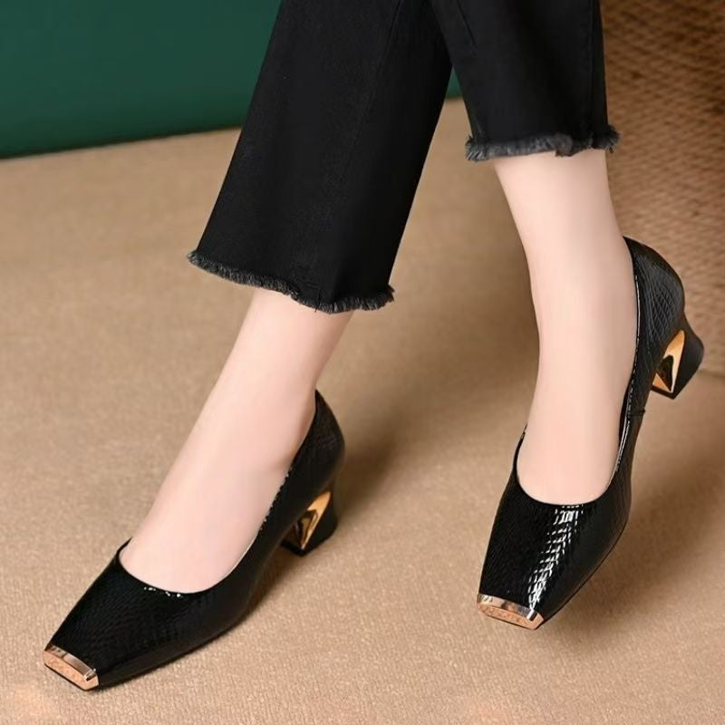 👠 Damen-Pumps mit Schlangenmuster und Blockabsatz – Quadratische Zehenpartie, Metallakzente & ganztägiger Tragekomfort ✨