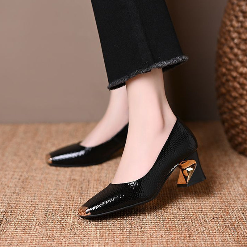 👠 Damen-Pumps mit Schlangenmuster und Blockabsatz – Quadratische Zehenpartie, Metallakzente & ganztägiger Tragekomfort ✨
