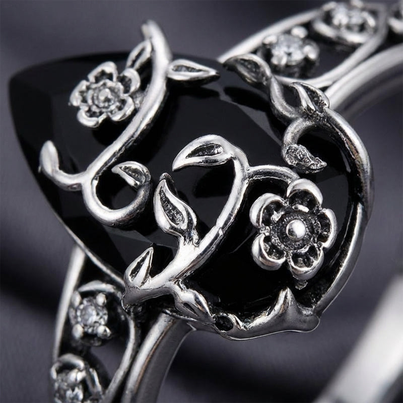 💍50% RABATT🖤Silberfarbener Boho-Ring mit schwarzem Tropfenstein und Rankenmuster, stilvolles Schmuckstück für jeden Anlass🌿