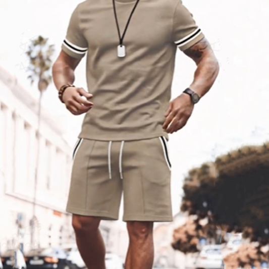 👕2-teiliges Set aus gestreiftem T-Shirt und Shorts für Herren💫🔥