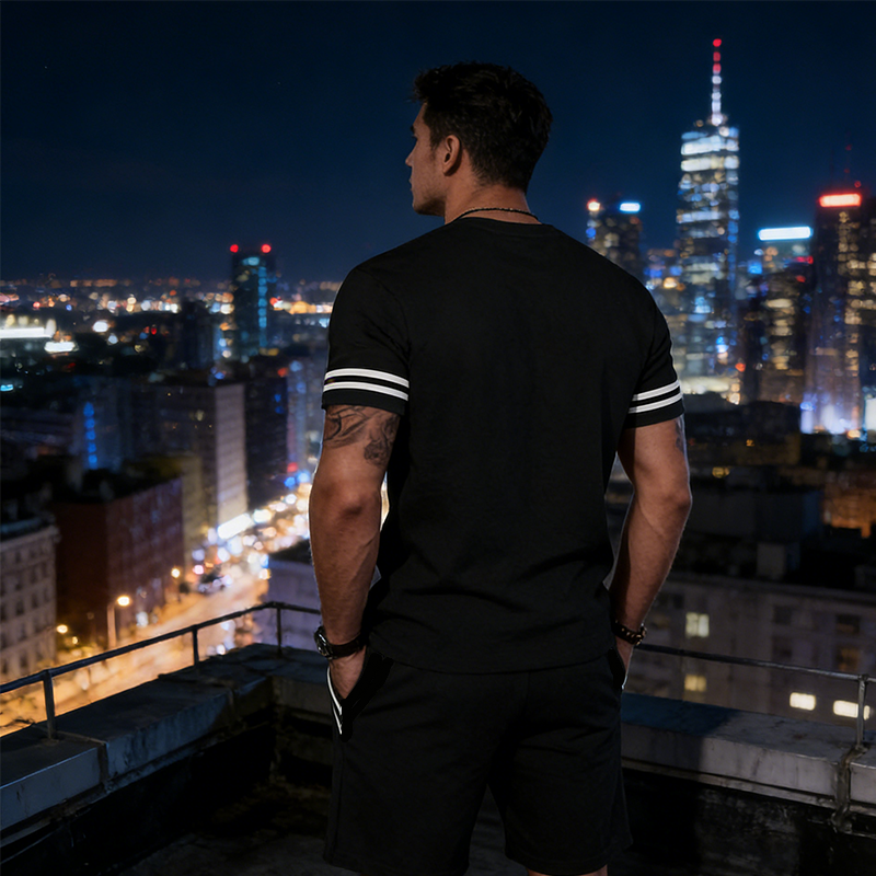 👕2-teiliges Set aus gestreiftem T-Shirt und Shorts für Herren💫🔥
