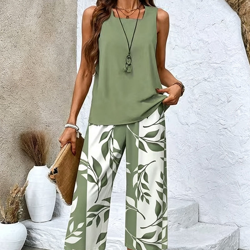 Set aus ärmellosem Oberteil und bedruckter Caprihose